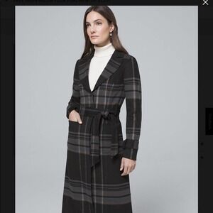 White House Black Market NWT plaid coat